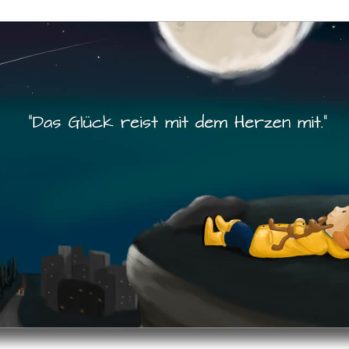 Postkarte "Das Glück reist mit dem Herzen mit". Man sieht ein Mädchen mit seinem Kuschelhasen auf einer Klippe liegend. Es ist Nacht und man sieht den Mond und Stern.