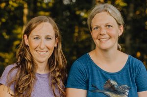 Charlotte Stiefel und Sarah Roller | Verlegerinnen des neunmalklug verlags